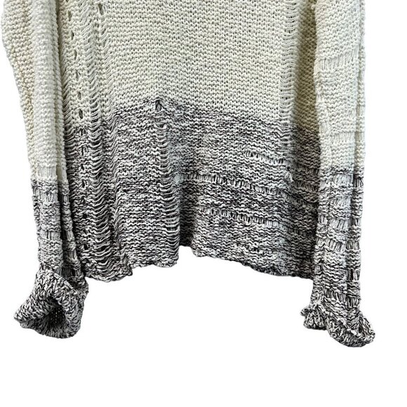 Elizabeth and James Long Cuffed Sleeve Distressed Sweater Cream/Brown XS - Picture 5 of 9